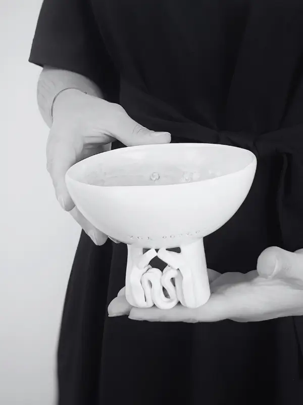 Šeimos-židinys-su-inicialais