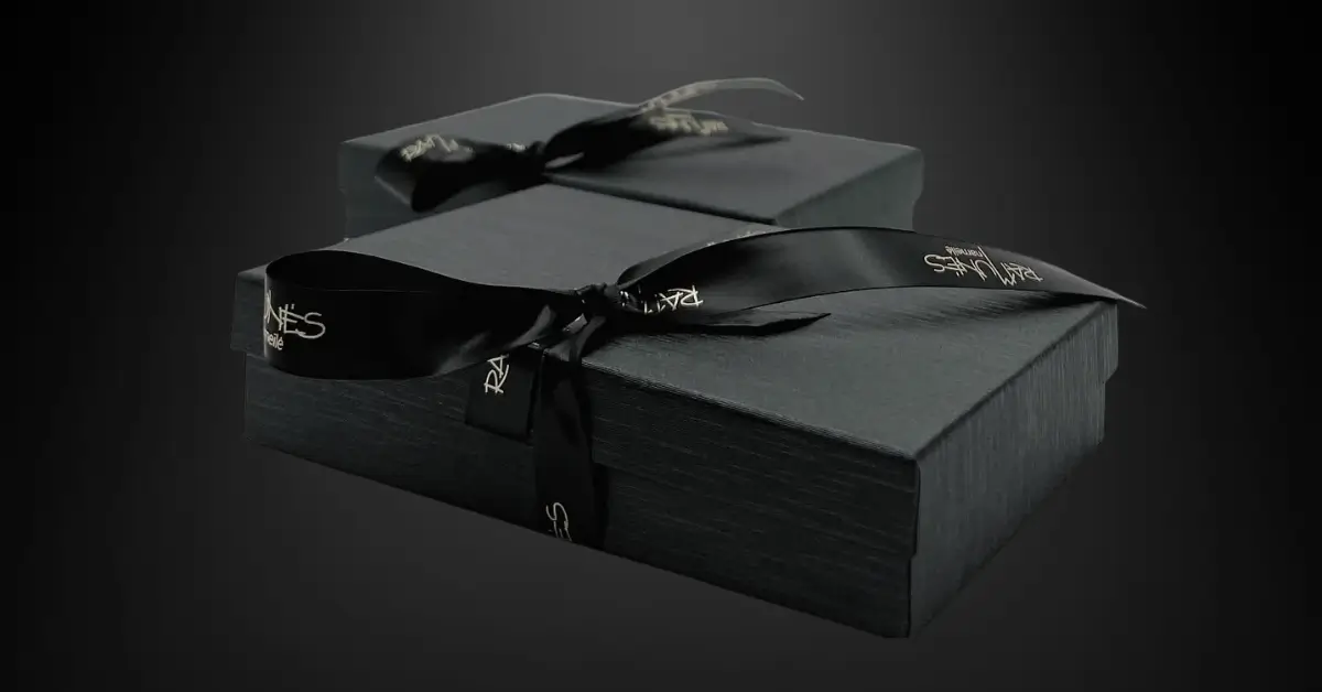 menine-juvelyrika-is-porceliano-papuosalu-dezute